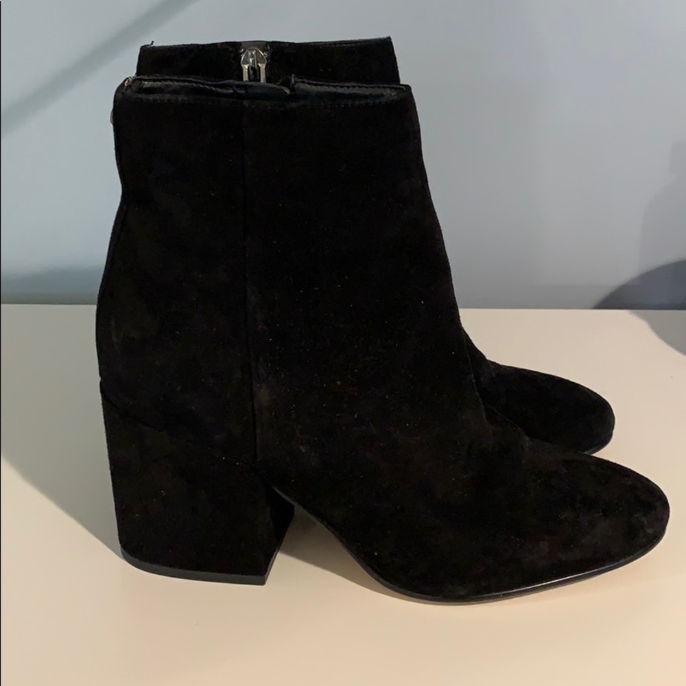Sam Edelman black chunky heel suede booties
